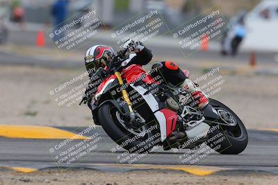 media/Jan-15-2023-SoCal Trackdays (Sun) [[c1237a034a]]/Turn 2 Set 1 (1145am)/